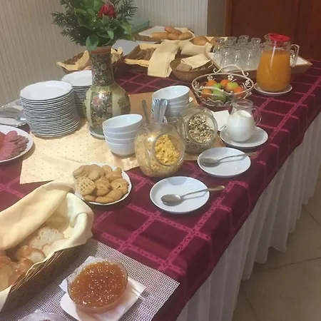 Bed & Breakfast Fabianics Kastely Misefa