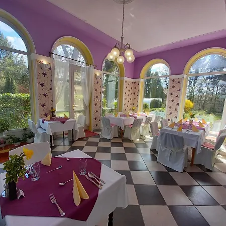 Fábiánics Kastély 3* Misefa