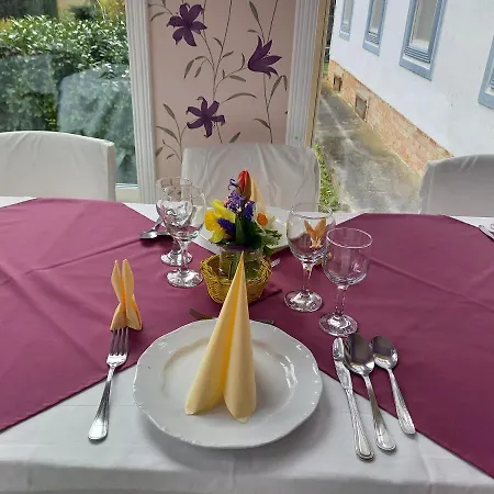 Fabianics Kastely Bed & Breakfast