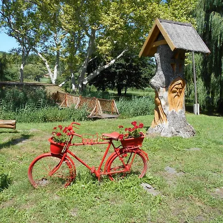 Fábiánics Kastély Panzió Misefa