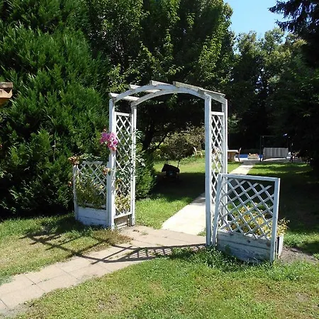 Fábiánics Kastély Panzió Misefa