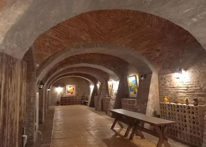 Fabianics Kastely Bed & Breakfast