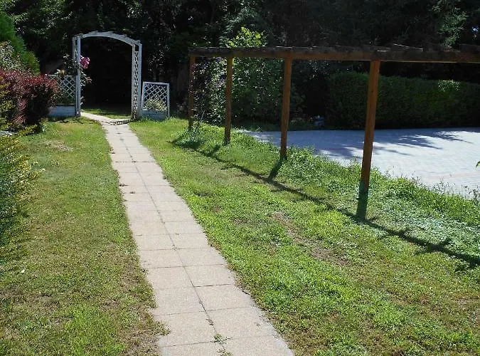 Bed & Breakfast Fabianics Kastely 3*